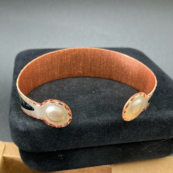 Copper Wolf Bracelet with magnets and rose gold Accents - Picture 4 of 11